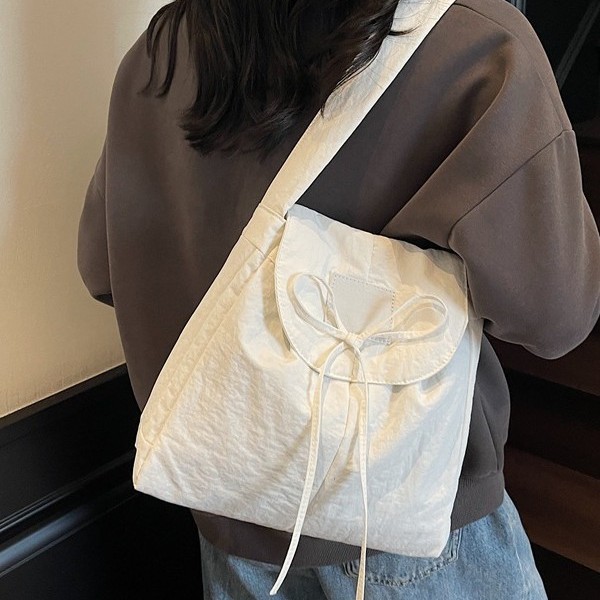 Workwear flap wide shoulder strap postman bag, forest style college style, artistic and dazzling, simple Harajuku strap single-shoulder crossbody bag Specification drawing