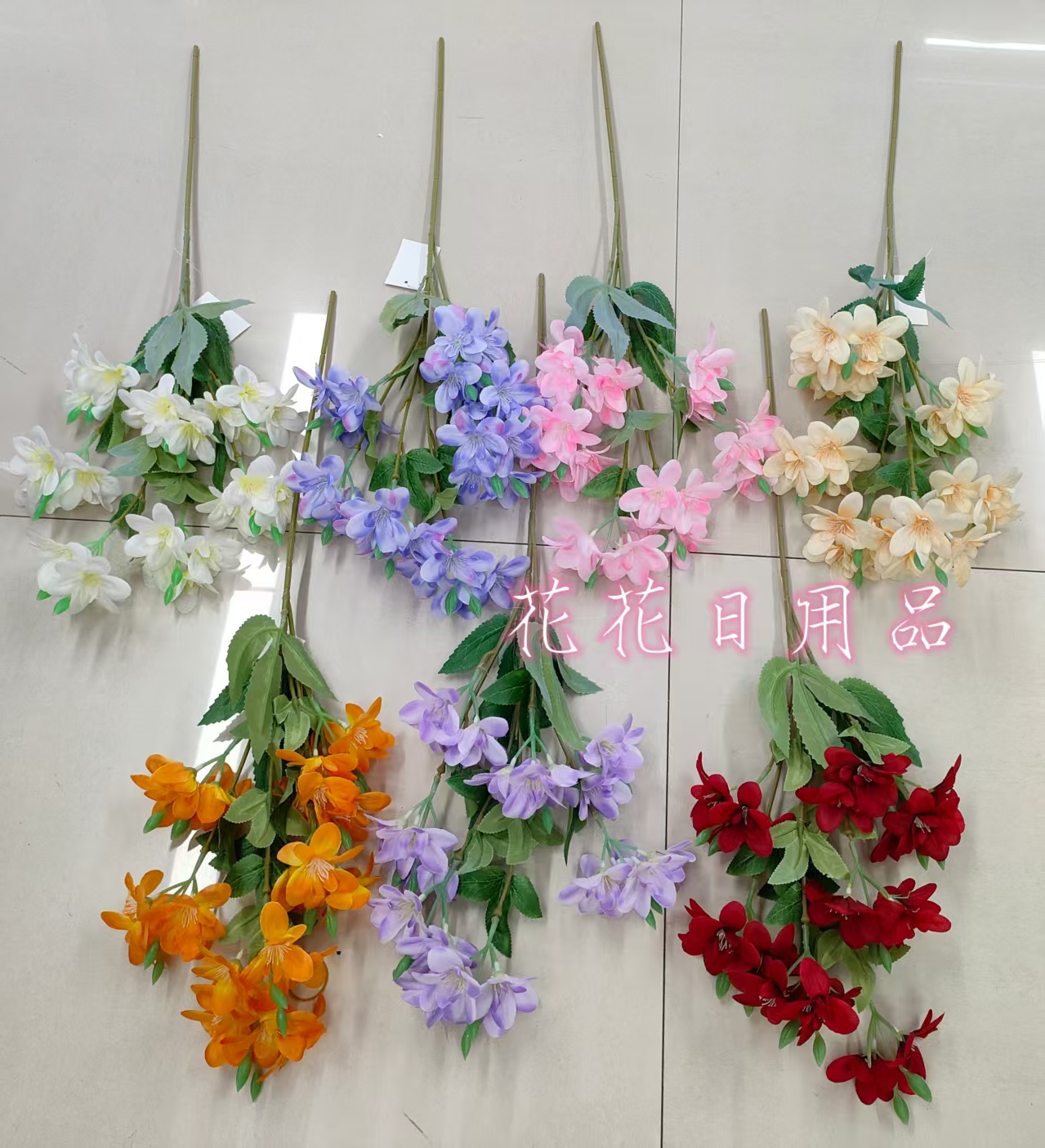 Artificial flowers, fake flowers, bonsai, single camellias, wall hangings, vases and other decorative items full figure