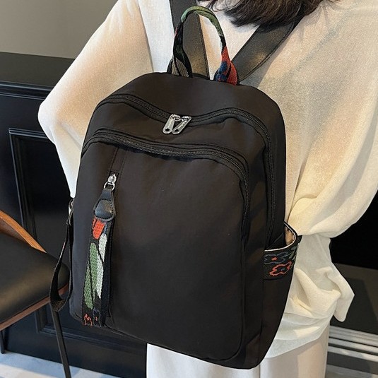 Fashionable new color-blocking fresh schoolbag bag, college-style solid color woven dirt-resistant backpack, large-capacity commuting backpack full figure