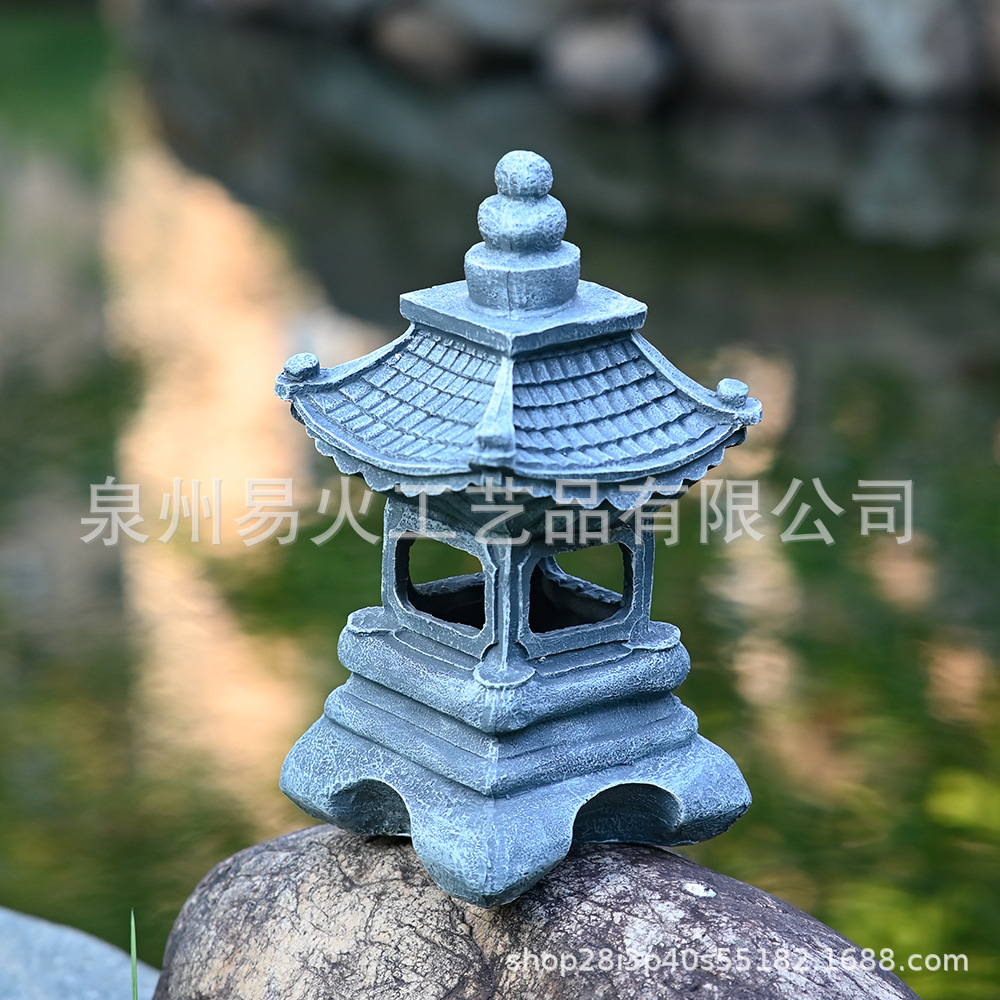 Factory wholesale of solar-powered Chinese-style palace lanterns, retro stone pagodas, outdoor garden and courtyard landscape, Zen-inspired handicrafts and ornaments full figure