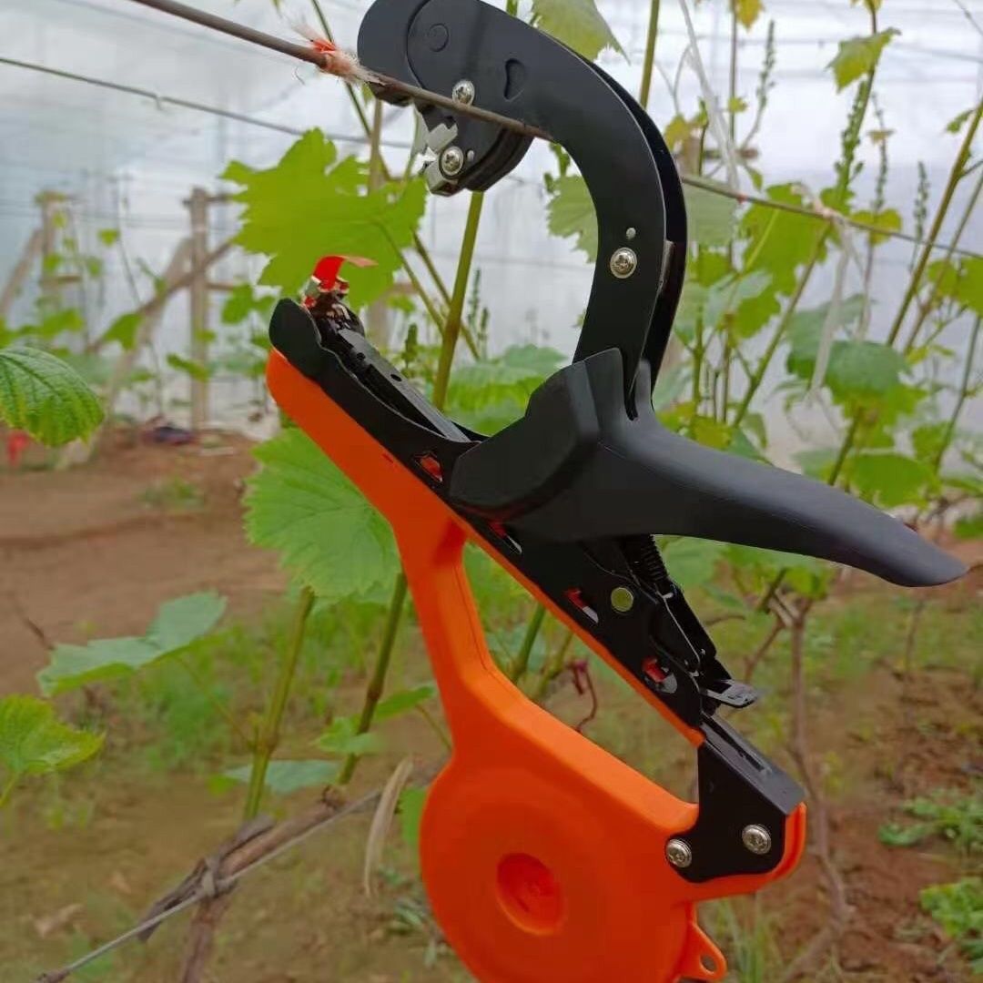 The new Japanese MAX imported new type of pruning machine, the labor-saving HT-RC series grape and tomato pruning machine undefined