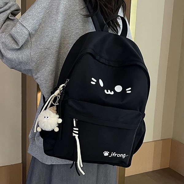 A cute cartoon backpack with a high level of appearance, a cute schoolbag for junior high school girls and senior high school students, and a light backpack for leisure travel full figure