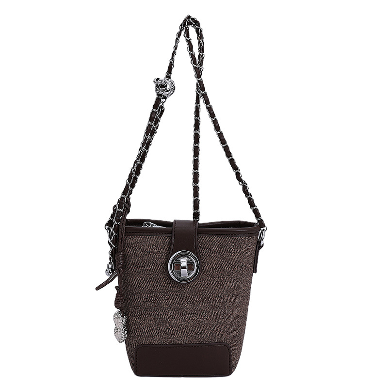 Korean style woven bucket bag for women 2025 summer new trendy bucket bag, fashionable chain single-shoulder crossbody small bag Item Picture