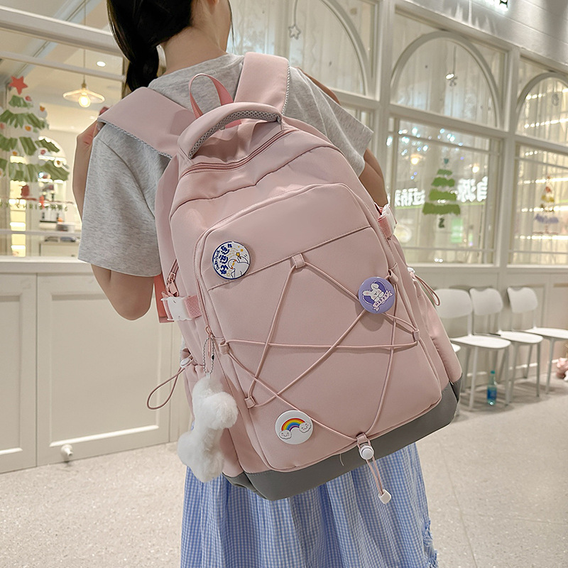 High-appearance-level schoolbags for junior high school girls, college and high school students, travel bags, large-capacity workwear backpacks, designed backpacks full figure