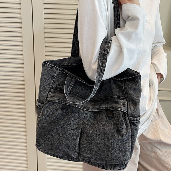 Large-capacity denim lightweight bag for women 2025 new casual design commuter tote bag, versatile pleated shoulder bag Specification drawing
