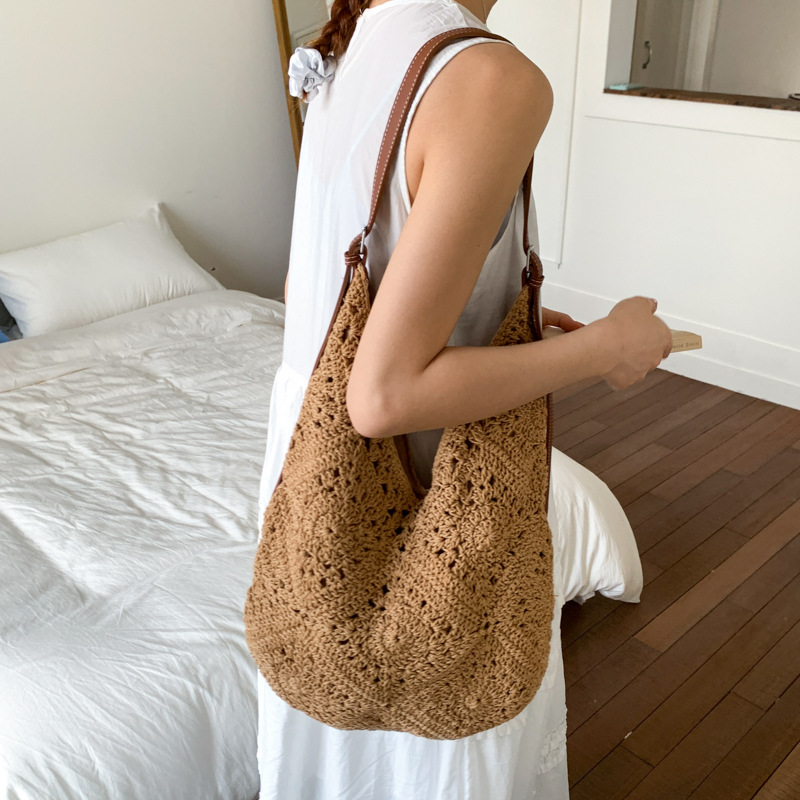 Hollowed-out beach vacation woven bag for women, a new trendy, casual, high-quality, large-capacity single-shoulder bag for commuting in summer 2025 details Picture