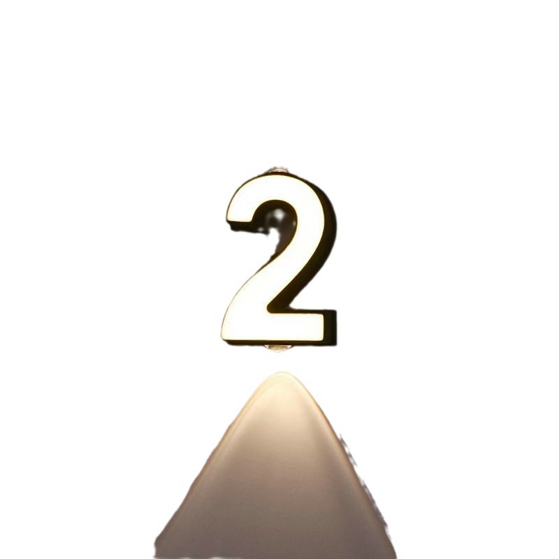Modern and simple Nordic style living room LED outdoor garden lamp, 0-10 number letter waterproof outdoor wall lamp Item Picture