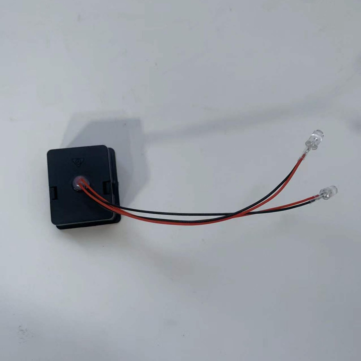 Factory wholesale solar cell box accessories, amorphous silicon white light dual lamps, led lamps, outdoor waterproof square lamps Specification drawing