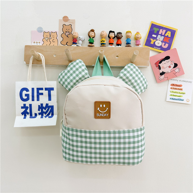 Wholesale of lightweight girls' backpacks, cartoon baby schoolbags, cute children's schoolbags, and kindergarten backpacks Item Picture