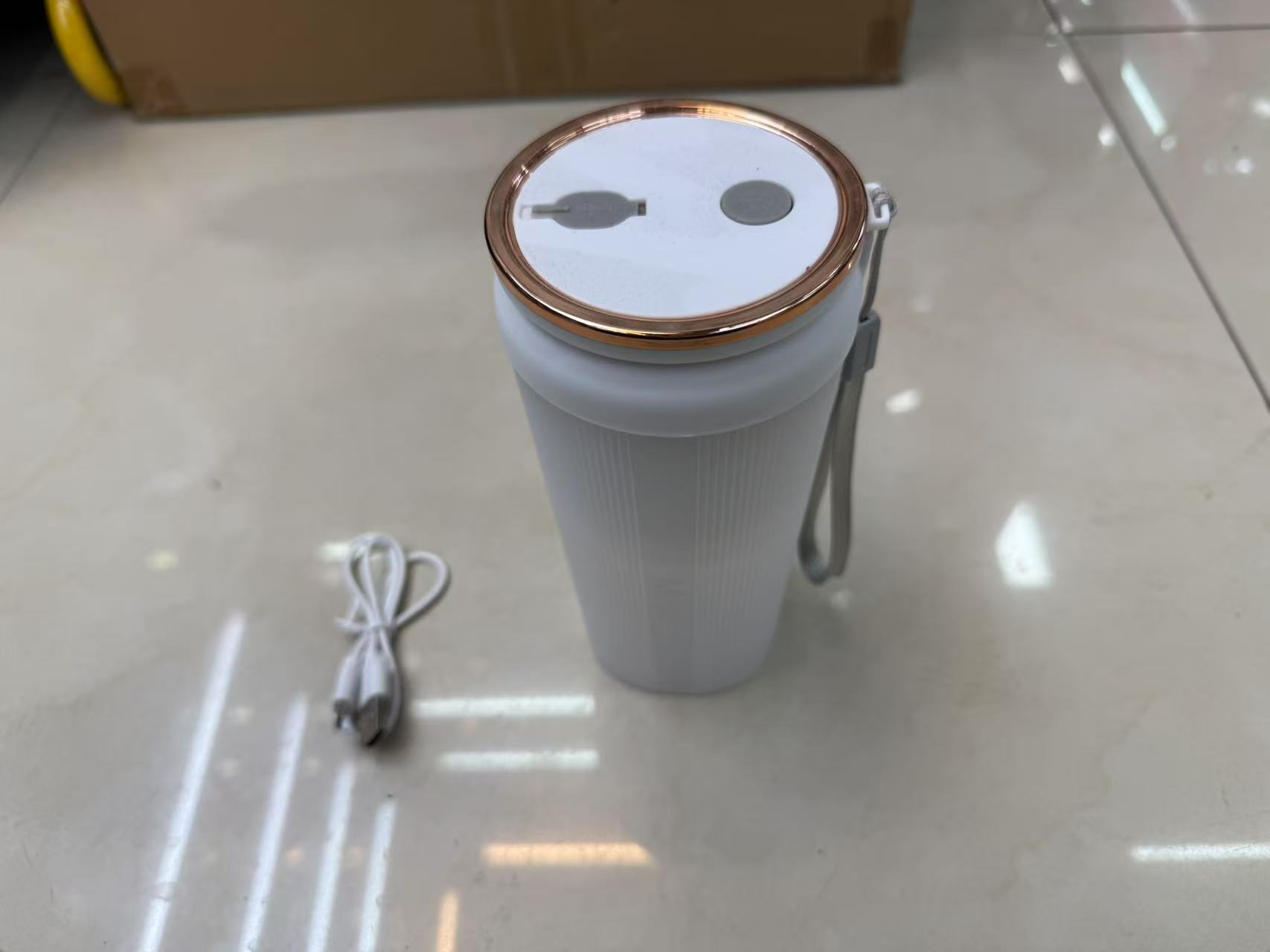 榨汁机实物图