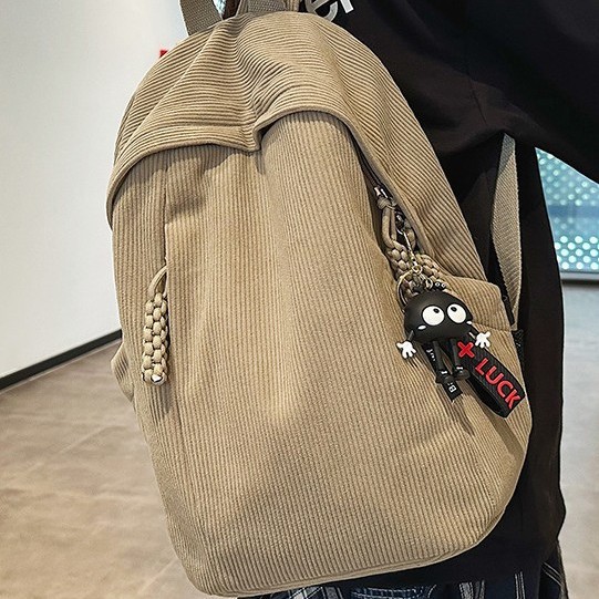 Japanese-style Instagram autumn and winter girl solid-color schoolbag, school style, high school and junior high school student backpack, versatile backpack for girls Application Scenario