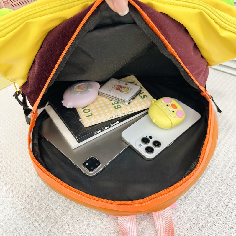 The same style of cheese burger backpack as Xiaohongshu is cute and funny. It's a student schoolbag with a large capacity and a trendy bag for traveling Application Scenario