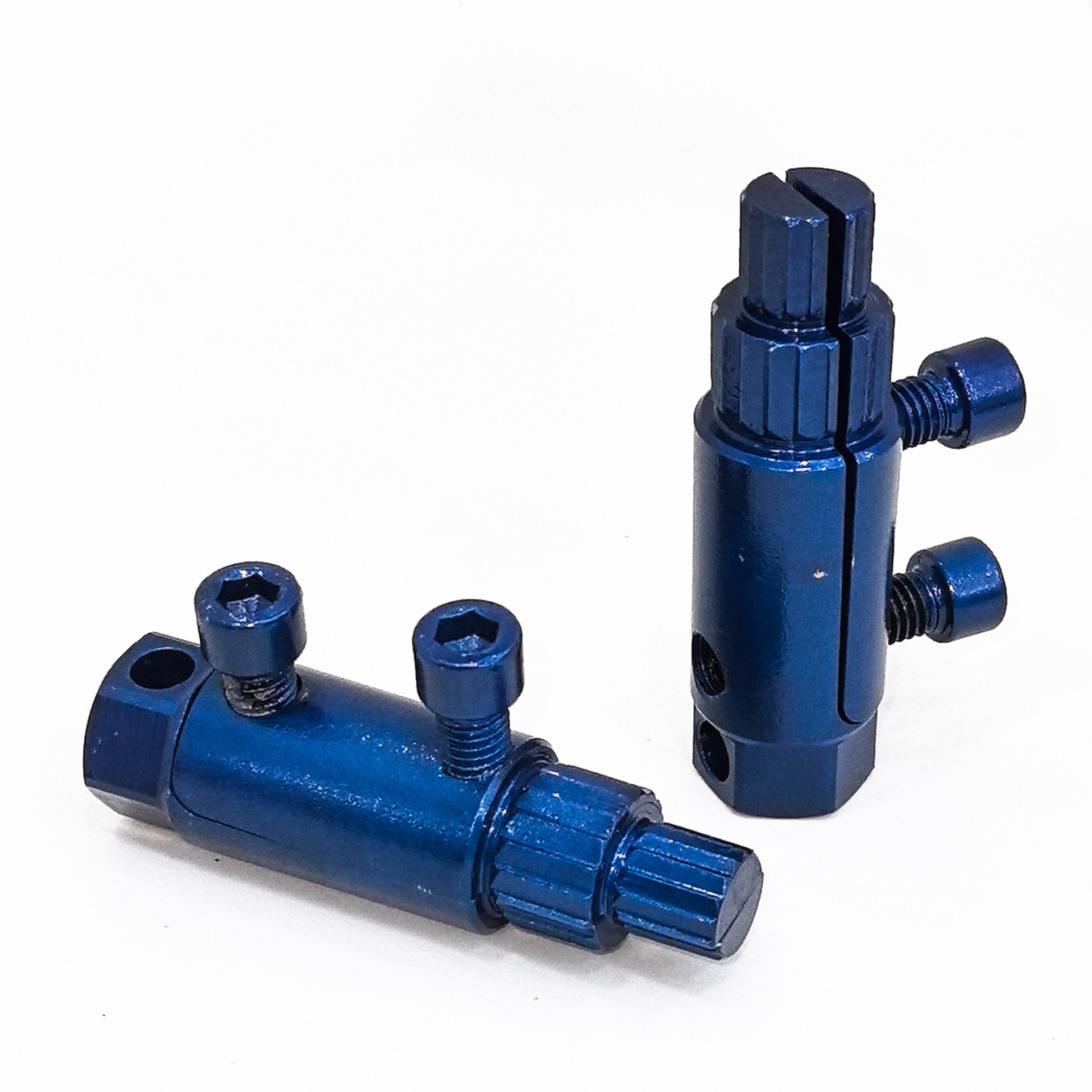 New multi-functional faucet Angle valve broken thread remover, 4-minute and 6-minute reverse thread water pipe broken screw remover Application Scenario
