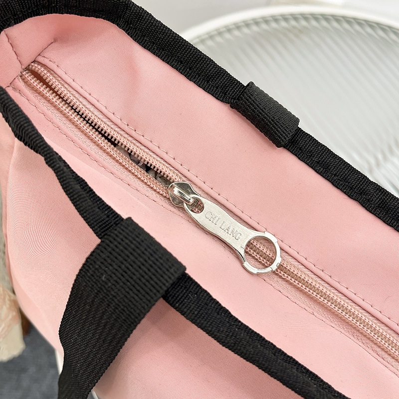 Champion backpack, ins backpack, large capacity for junior high school students, new style for college students, popular high school students, travel forest Specification drawing