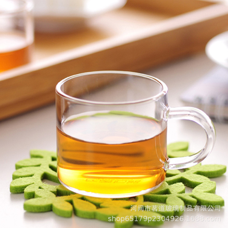 High borosilicate glass small tea cups, water cups, transparent handles, tasting cups, Gongfu tea sets, tea brewing cups, and small cups full figure
