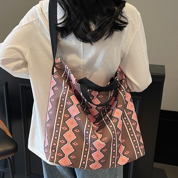 The new Bohemian-style hand-held tote bag for foreign trade is a super popular fabric bag, single-shoulder bag and large-capacity crossbody bag details Picture
