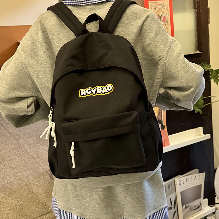 A cute and casual ultra-light backpack in macaron color for cross-border use in 2024. It's a versatile and lightweight casual backpack Application Scenario