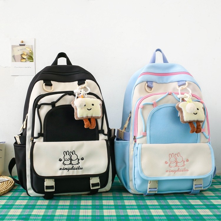 Cute color-blocking backpack, large capacity, high-end and simple, lightweight and fashionable backpack for female college students, junior and senior high school schoolbags Application Scenario