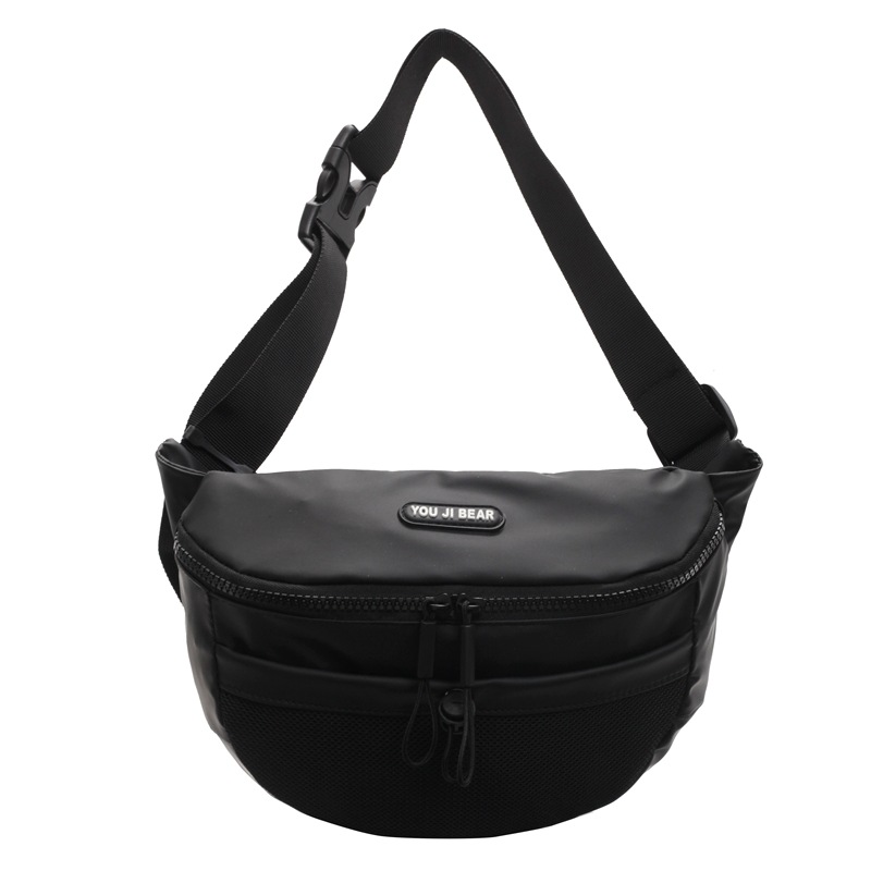 The 2025 new Korean version large-capacity women's crossbody bag, a trendy and versatile single-shoulder bag with a cool style Item Picture