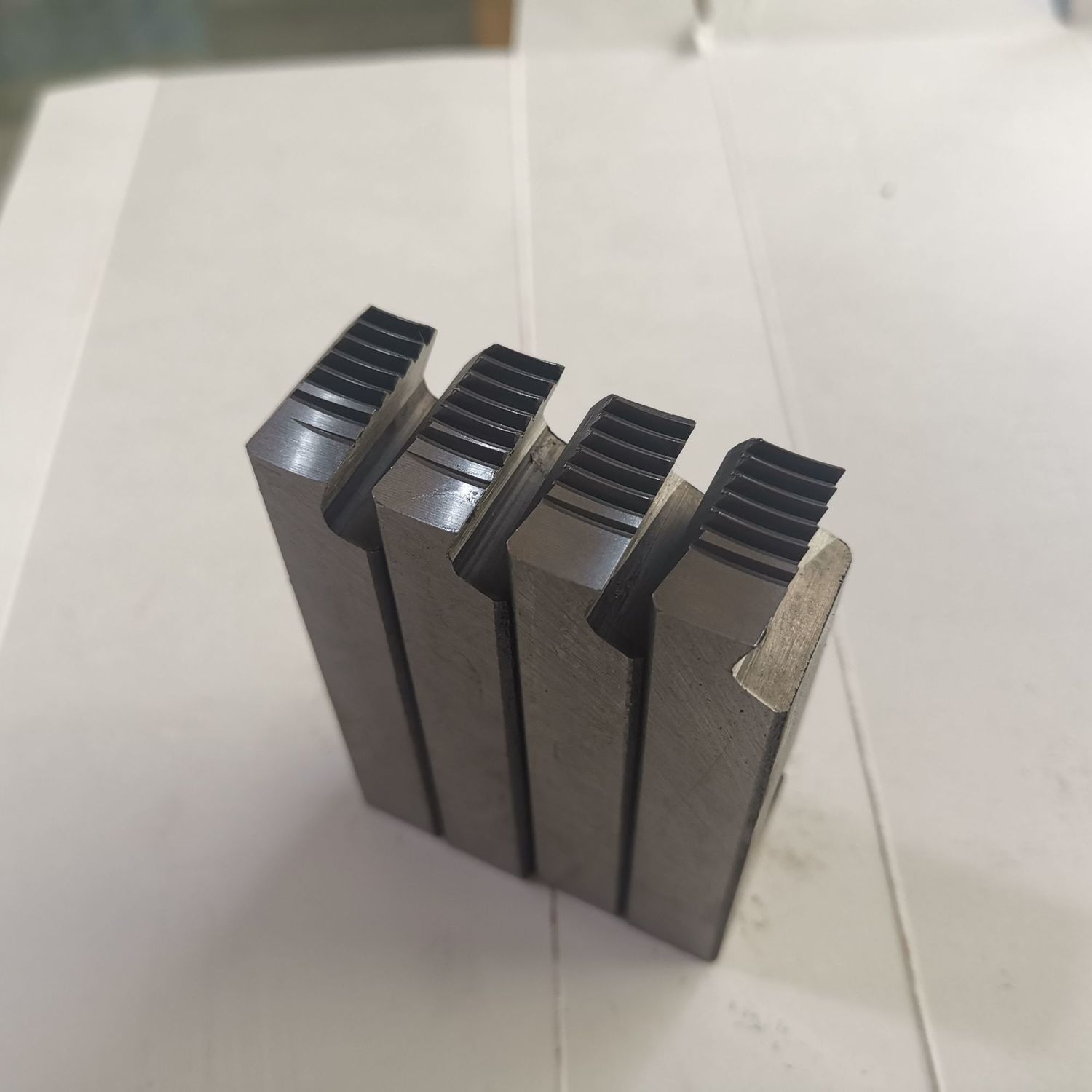 Brand threading machine die, dry threading die, dry turning die, 9sicr die, stainless steel die, HSS undefined