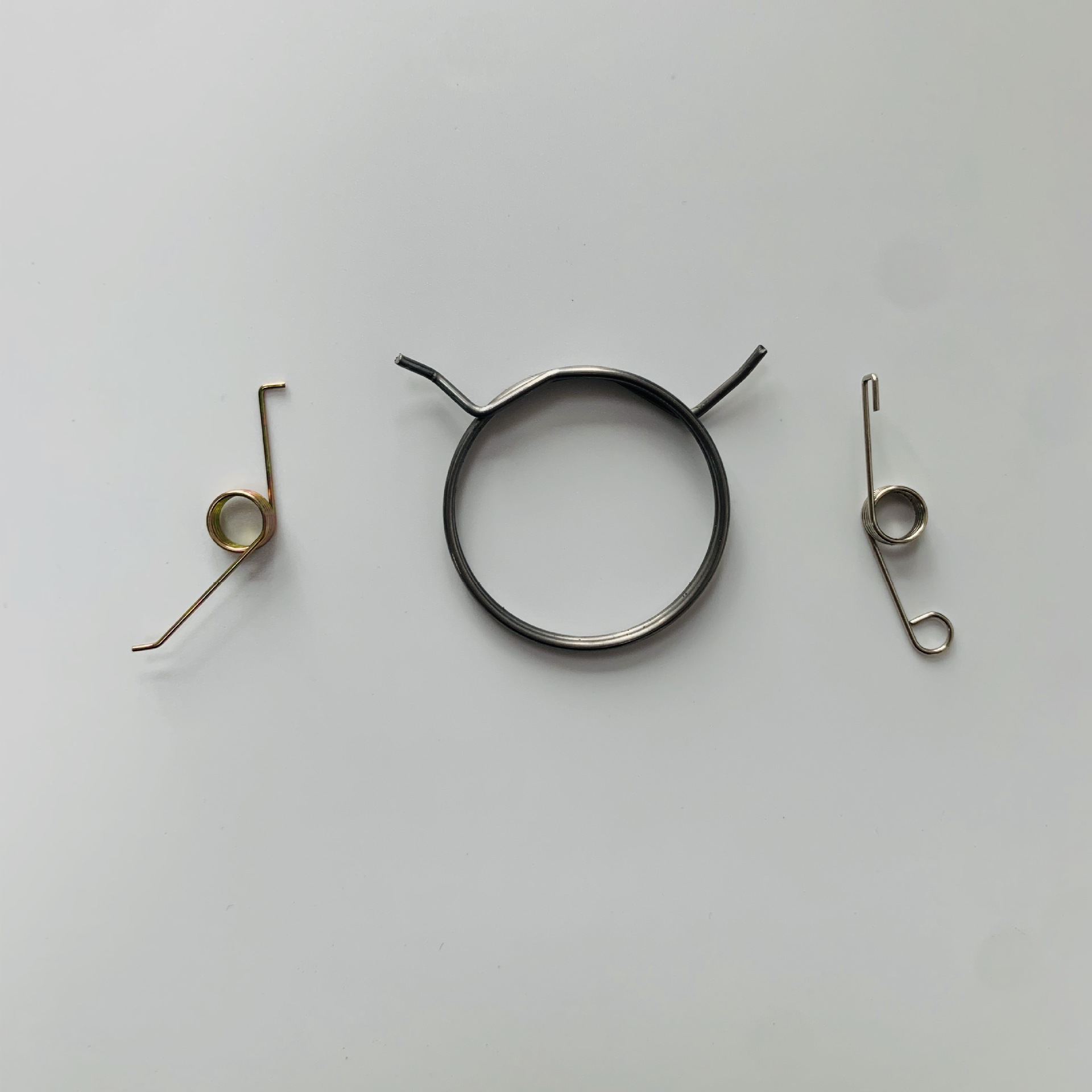 Stainless steel torsion spring toy clip equipment, double torsion spring bicycle, piano steel return special-shaped torsion spring details Picture