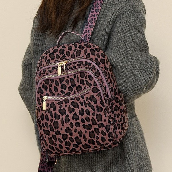 Autumn's best-selling leopard print backpacks, new women's backpacks, student small schoolbags, and the trend of casual travel backpacks Specification drawing