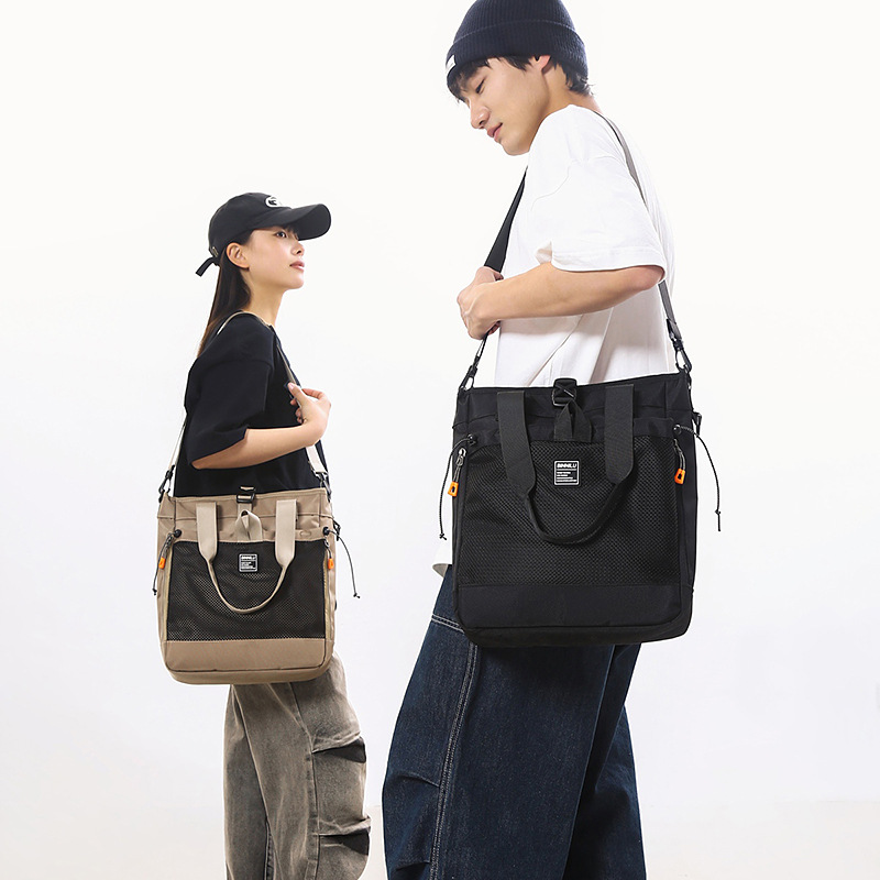 Large-capacity crossbody bag, men's handbag, backpack for junior high school, senior high school and college students, single-shoulder bag, class tutorial and book bag Application Scenario