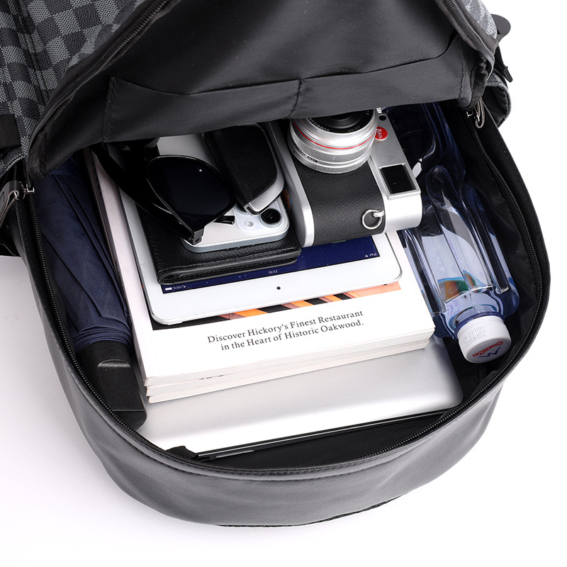 Business trend checkered backpack, versatile and casual men's commuting computer backpack, large-capacity travel backpack and schoolbag Application Scenario