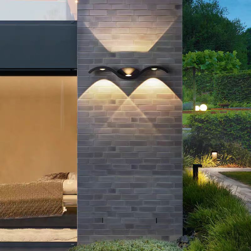 LED outdoor waterproof wall lamps, modern and simple corridor lights, exterior column head lights, villa storefront signboard spotlights details Picture
