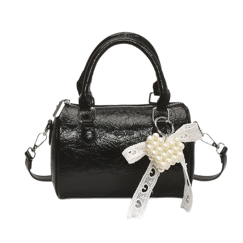 High-end and fashionable hand-held pillow bag for women, new summer 2025, light luxury and simple single-shoulder bag, trendy crossbody bag Item Picture
