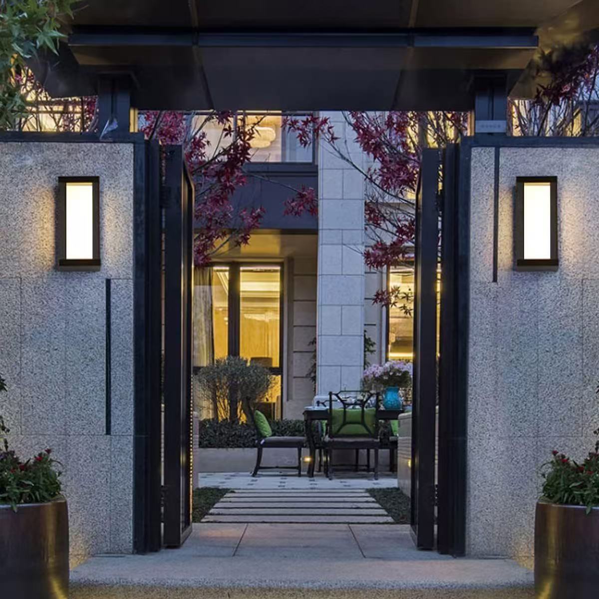 Tuya Smart Outdoor RGBCW wall Lamp LED outdoor courtyard terrace Wall Lamp, WiFi/ZigBee available for selection Item Picture