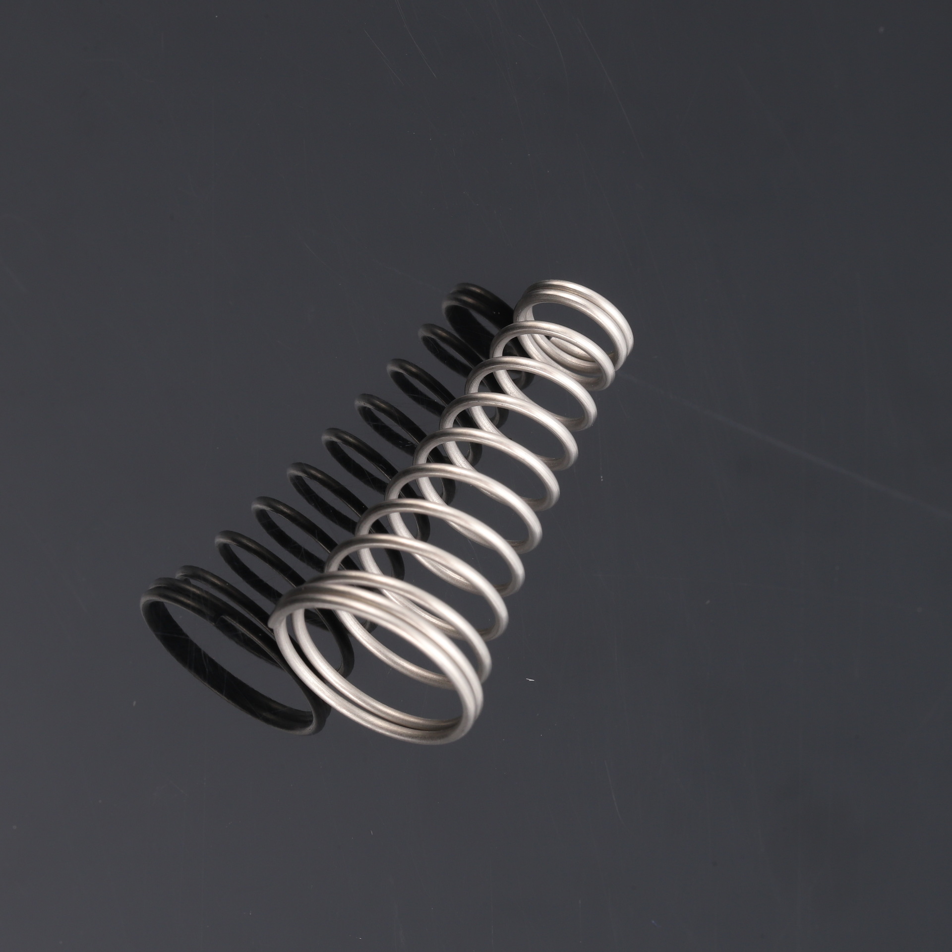 Wholesale of high-temperature resistant stainless steel compression springs for electrical valves, valves, automobiles, medical devices and toys undefined
