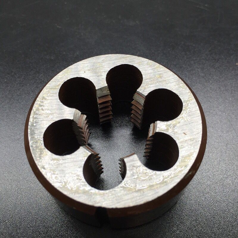 Processing of non-standard fine circular plate teeth on the left side of circular plate teeth and M2-M42 external threads details Picture