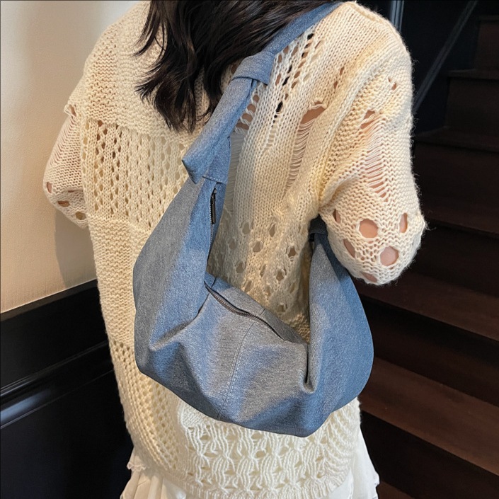 Cross-border pleated crossbody bag with a high-end feel, niche dumpling bag, large capacity, Korean-style versatile underarm bag, trendy single-shoulder bag full figure