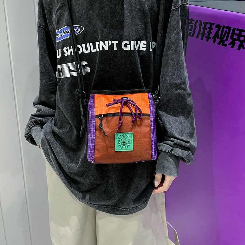 Trendy brand small shoulder bag for men, Instagram trendy small bag, outdoor sports mobile phone backpack, crossbody bag, color-blocking commuting single-shoulder bag details Picture