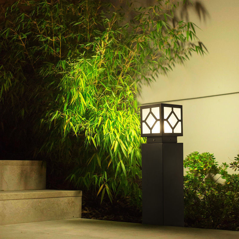 Simple and modern lawn lights, solar garden lights, 220v square lawn lights, villa outdoor waterproof led wholesale Application Scenario