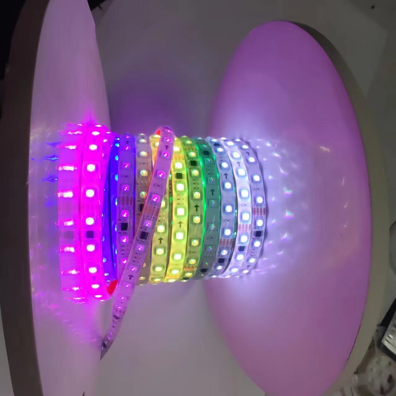 Outdoor waterproof color-changing light strip 24V60 high-brightness breakpoint continuous transmission cultural tourism landscape lighting light strip IP67 details Picture