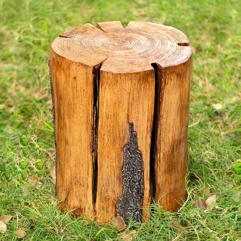 Outdoor hollowed-out illuminated tree stump lights, shaped lights, decorative lawn lights, garden villa scenic area lighting, shaped landscape lights full figure