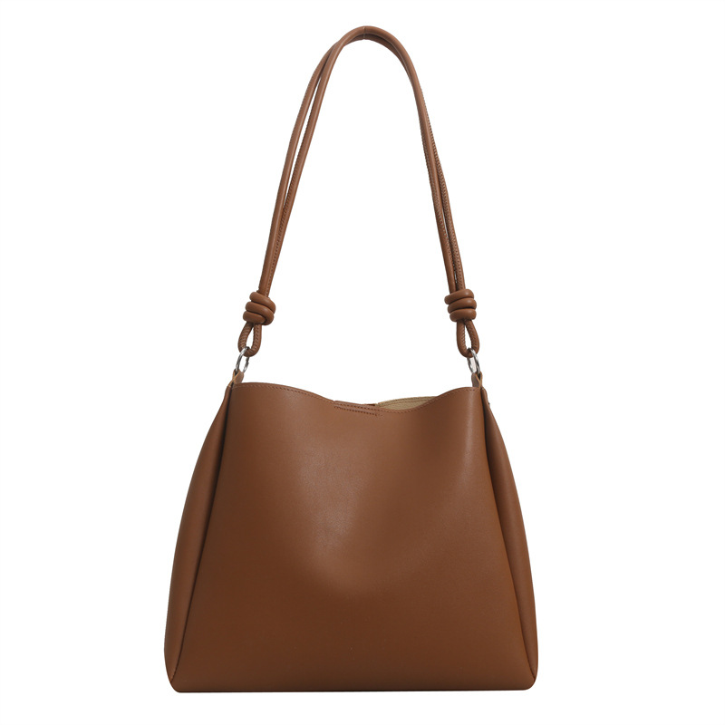 Commuting large-capacity fashionable solid-color mother-and-child bag, women's commuting quality single-shoulder bag, women's 2023 winter bucket bag Item Picture