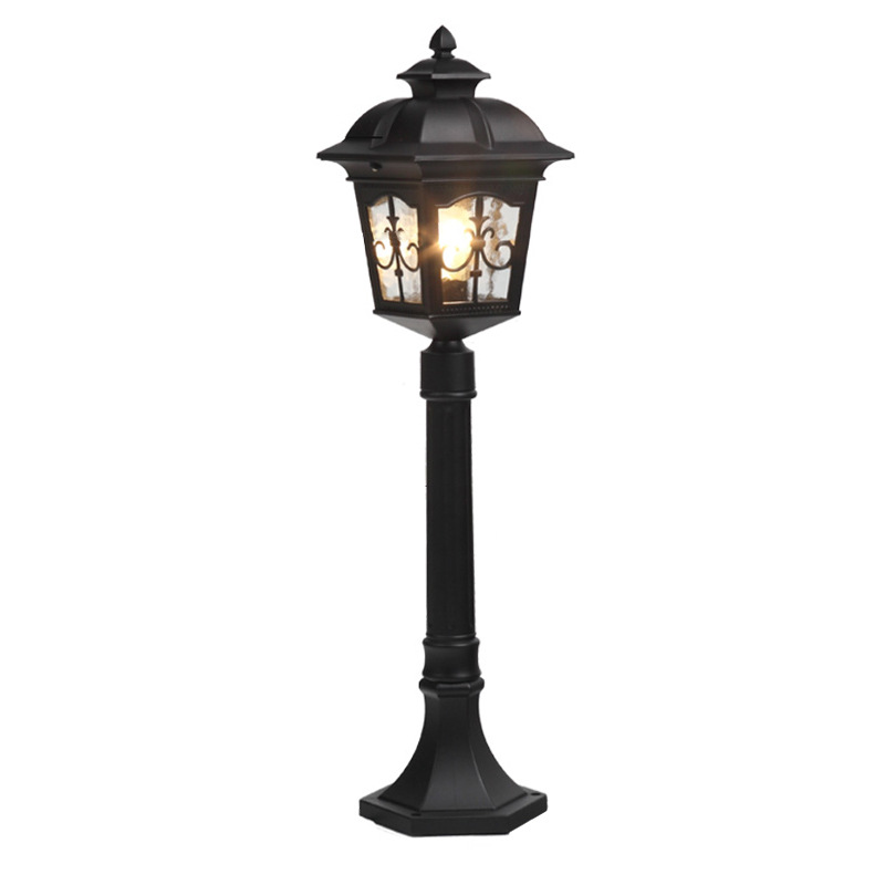 Factory direct sales of European-style outdoor lawn lights, rainproof and rust-proof garden lights, garden villa park grass lights Item Picture