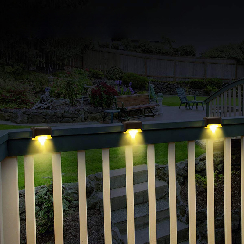Solar lamps, step lamps, fence lamps, railing lamps, staircase lamps, outdoor LED step lamps, courtyard decorative small wall lamps Application Scenario