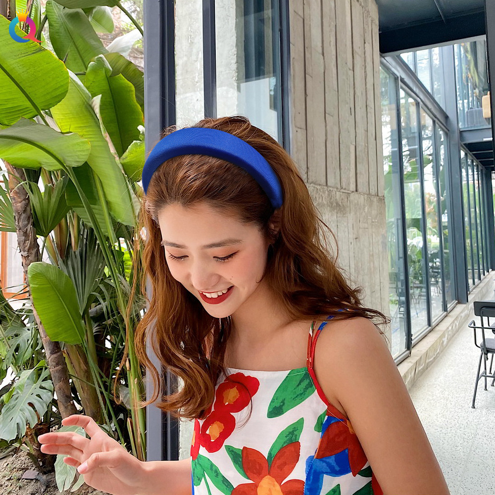 Qiyue's new autumn and winter collection features candy-colored headbands, artistic sponge headbands, simple hair fasteners, and hairpin accessories for women details Picture