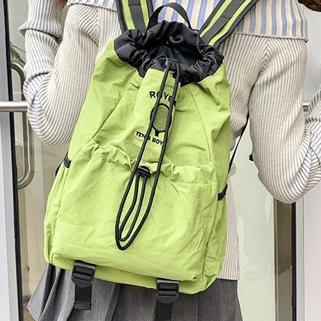 New lightweight drawstring backpack 2024, new fabric bag, large-capacity college student schoolbag, mountain climbing, cycling and outdoor bag full figure