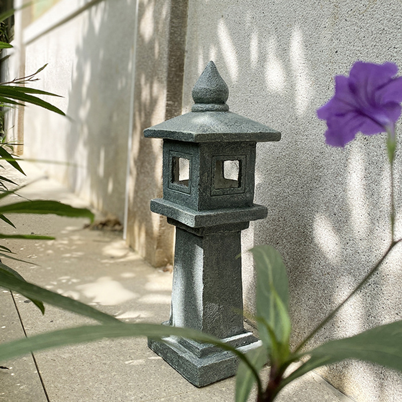 Outdoor solar garden lamps, ancient-style Zen, Japanese stone pagoda decorative resin craft ornaments, garden garden lamps full figure