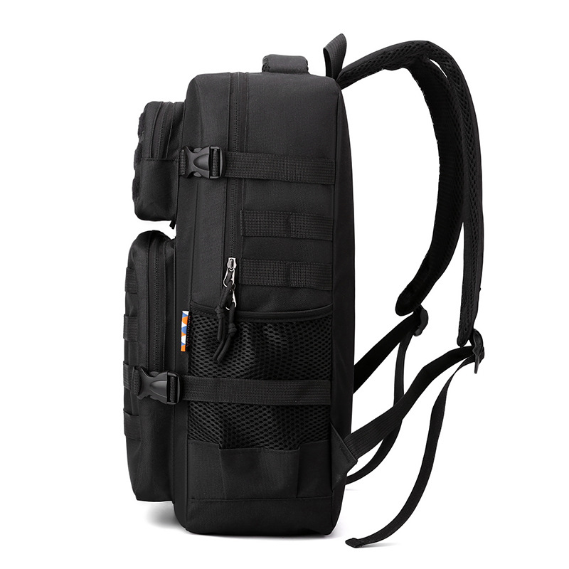 Wholesale of new outdoor bags, camouflage bags, hiking bags, multi-functional large-capacity backpacks, and casual, simple travel backpacks Application Scenario
