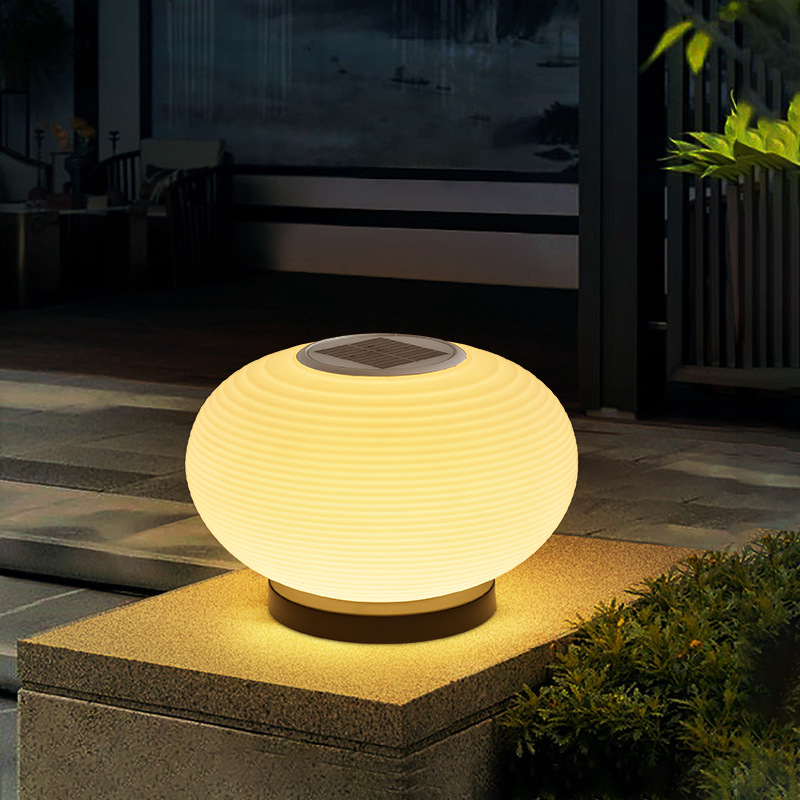 Cross-border column head lights, solar outdoor waterproof lights, villa wall column lights, spherical gate head lights, wholesale lighting fixtures full figure
