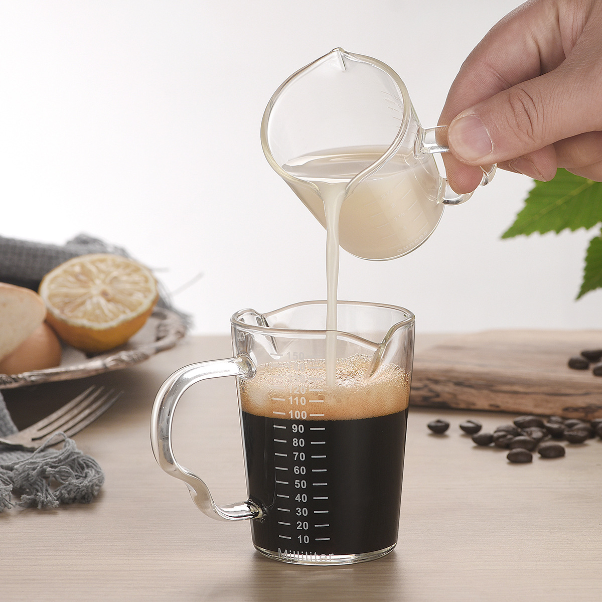 【 Customized LOGO】 Transparent glass small milk cup with scale, cross-border coffee measuring cup, double-spout milk cup Application Scenario