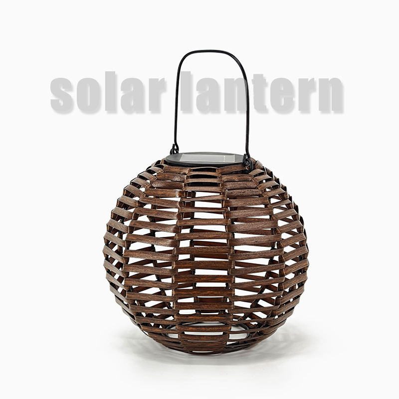 2023 New outdoor European-style atmosphere decorative rattan lantern Amazon waterproof ins solar landscape light full figure