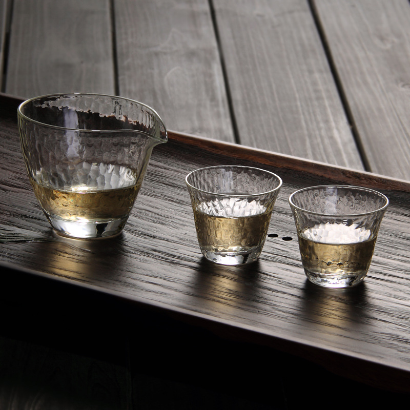 【 Customized LOGO】 Japanese-style creative hammer-patterned tea sea hand-blown high borosilicate heat-resistant glass teacup details Picture