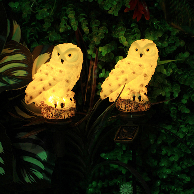 Amazon Solar Owl ground socket light, LED solar owl light, outdoor garden decorative light Application Scenario